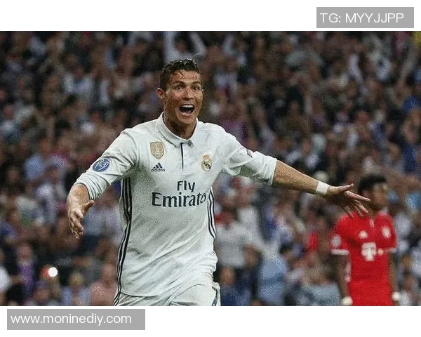 哈维西蒙斯的崛起之路：从天才少年到足球界新星的传奇旅程