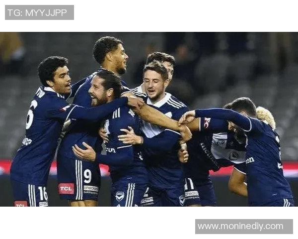 西悉尼足球队迎战惠灵顿凤凰队激情对决展现澳超联赛魅力与竞争力