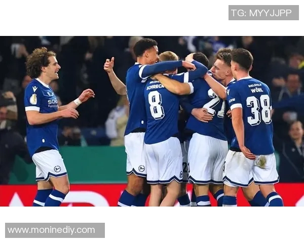 门兴格拉德巴赫与比勒费尔德的精彩对决分析与赛季展望 门兴格拉德巴赫与比勒费尔德的精彩对决分析与赛季展望