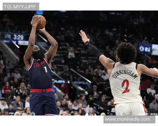 2018年NBA季后赛活塞与火箭激战回顾与精彩瞬间分析