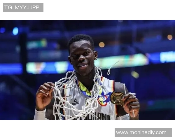 丹尼斯施罗德如何在NBA赛场上逆袭成明星球员的成长之路