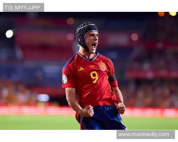 加维的崛起与未来发展:探讨其在足球界的影响与潜力 加维的崛起与未来发展:探讨其在足球界的影响与潜力