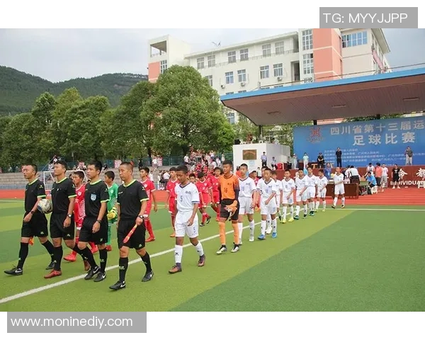 成都足球队的技术提升与战术创新探讨聚焦足球发展新趋势